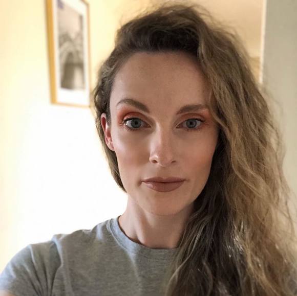 Meet your Posher, Jen - Picture 1 of 1